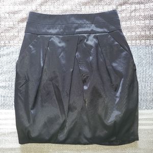 Super pretty high-waisted balloon skirt